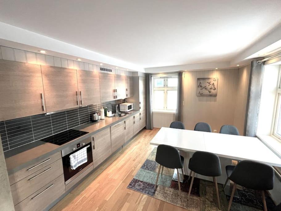 Skjomtind - Modern Apartment With Free Parking Narvik Exterior foto