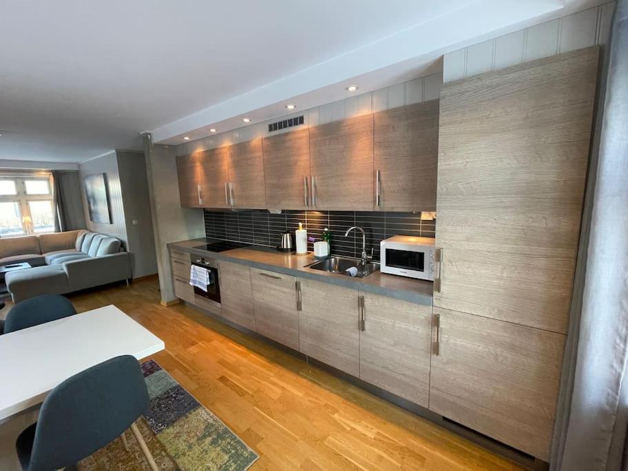 Skjomtind - Modern Apartment With Free Parking Narvik Exterior foto
